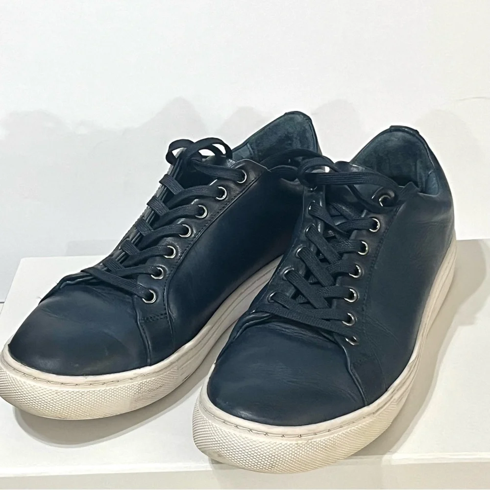 Thursday Boot Company Navy Blue Leather Sneakers size 8.5